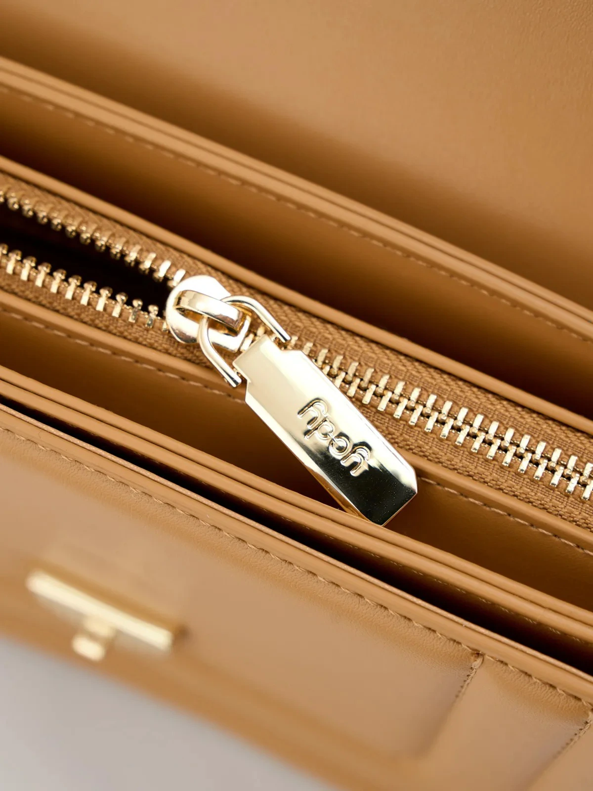 Túi Xách Nữ Công Sở - Ảnh 3